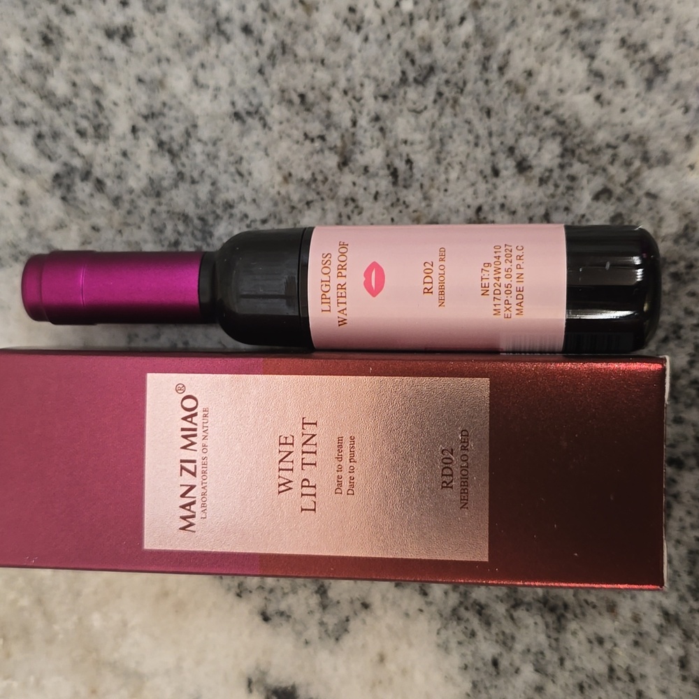 BUY NOW Wine Colors Bottle Shaped Lip Tint Lip Gloss - Picture 3 of 13
